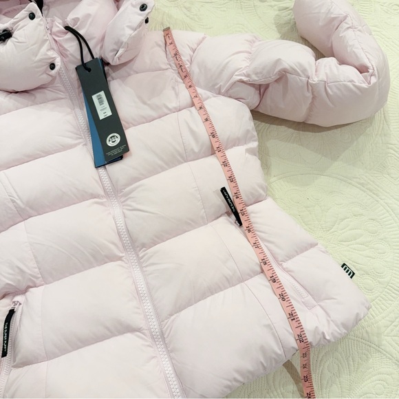 NWT 126466 Supersnug puff 800fill magnolia M Aritzia - Picture 4 of 5